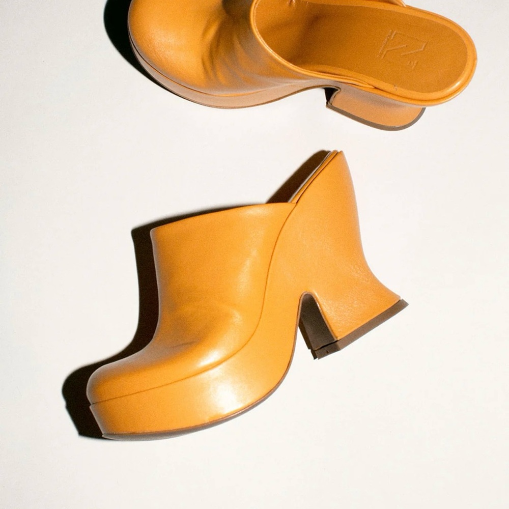 Stylish Orange Women's Mules